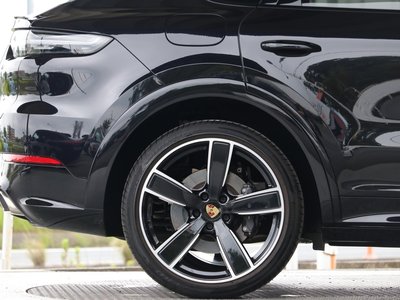 2021 Porsche CAYENNE — миниатюра 34