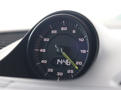 صورة 8 لـ 2021 Porsche CAYENNE