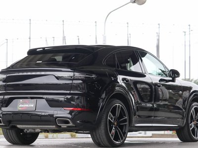 2021 Porsche CAYENNE — миниатюра 16
