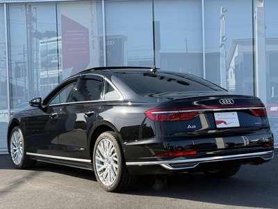 AUDI A8 - 8