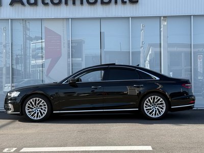 AUDI A8 - 6