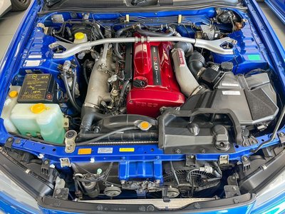 NISSAN SKYLINE GT-R - 2