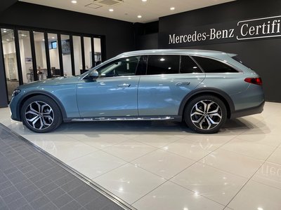 MERCEDES-BENZ E-CLASS - 8