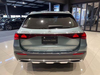 MERCEDES-BENZ E-CLASS - 6