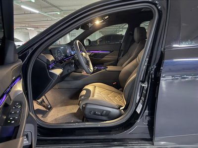 2025 BMW 5 SERIES 照片 4