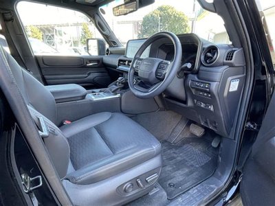 TOYOTA LAND CRUISER 250 - 8