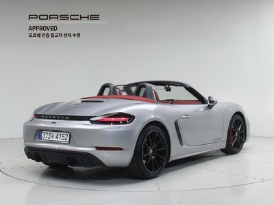 PORSCHE 718 - 4