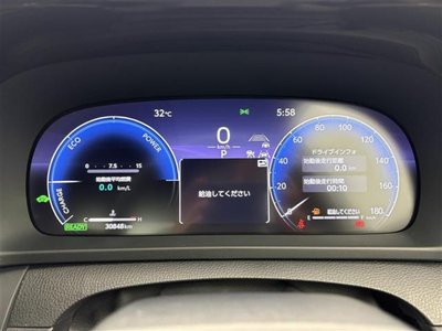 صورة 3 لـ 2022 Toyota CROWN CROSSOVER