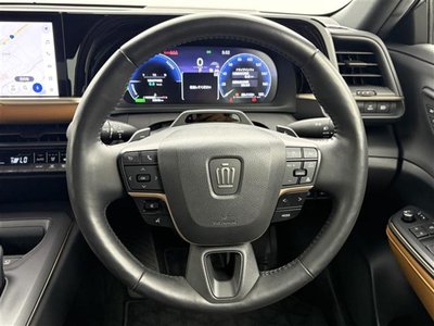 صورة 2 لـ 2022 Toyota CROWN CROSSOVER
