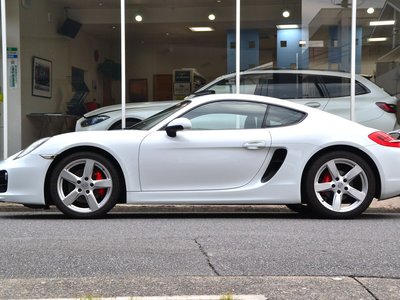 PORSCHE CAYMAN - 3