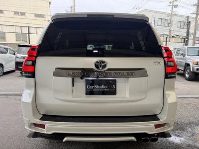 TOYOTA LAND CRUISER PRADO - 10