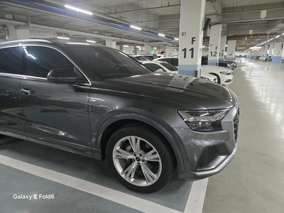 AUDI Q8 - 3