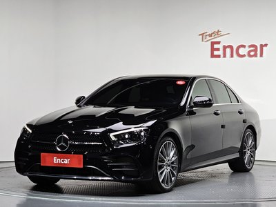 MERCEDES-BENZ E-CLASS - 1