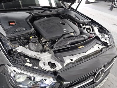 MERCEDES-BENZ E-CLASS - 7