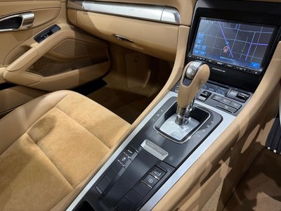 صورة مصغرة 28 لـ 2016 Porsche CAYMAN