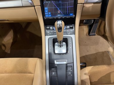 صورة مصغرة 25 لـ 2016 Porsche CAYMAN