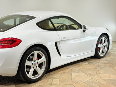 صورة مصغرة 55 لـ 2016 Porsche CAYMAN