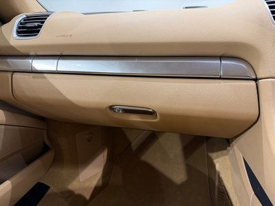 صورة مصغرة 31 لـ 2016 Porsche CAYMAN
