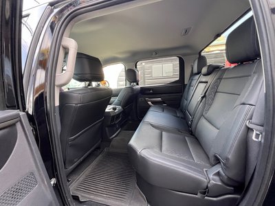 2022 Toyota TUNDRA — фото 10