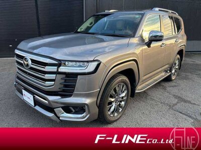 TOYOTA LAND CRUISER 300