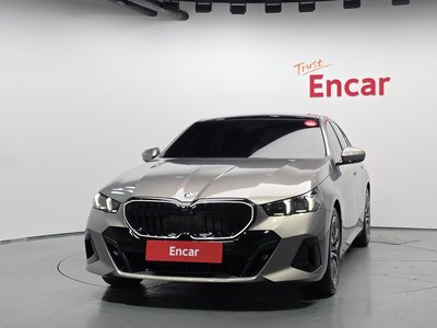 BMW 5 SERIES - 2
