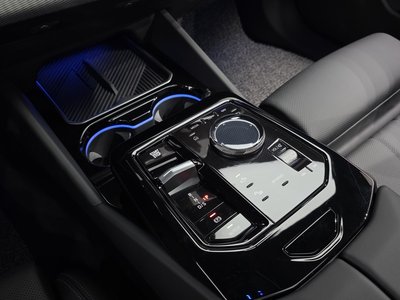 BMW 5 SERIES - 9