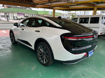 2024 Toyota CROWN CROSSOVER 照片 4