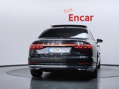 2021 AUDI A8 photo 3