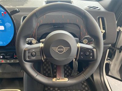 MINI COUNTRYMAN - 4