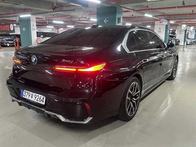 BMW 7 SERIES - 3
