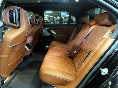 BMW 7 SERIES - 4