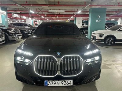 BMW 7 SERIES - 5