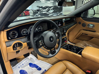 2022 ROLLS-ROYCE GHOST photo 6