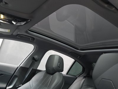 صورة مصغرة 28 لـ 2025 BMW 5 SERIES