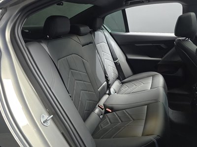 صورة مصغرة 17 لـ 2025 BMW 5 SERIES