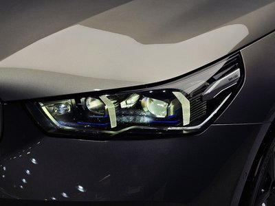 2025 BMW 5 SERIES 照片 9