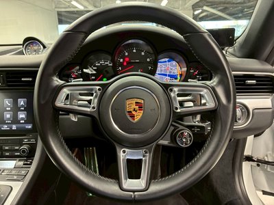 صورة مصغرة 31 لـ 2016 Porsche 911