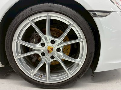 صورة مصغرة 12 لـ 2016 Porsche 911