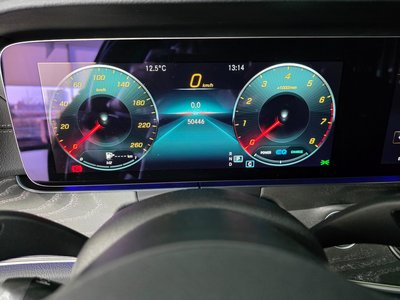 MERCEDES-BENZ E-CLASS - 8