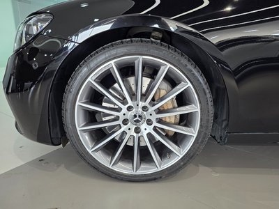 MERCEDES-BENZ E-CLASS - 6