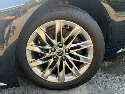 صورة 8 لـ 2021 Lexus LS