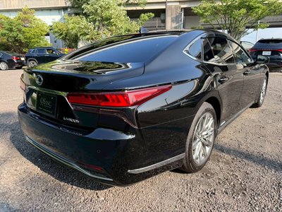 صورة مصغرة 22 لـ 2021 Lexus LS
