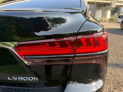 صورة مصغرة 20 لـ 2021 Lexus LS