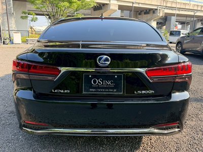 صورة مصغرة 30 لـ 2021 Lexus LS