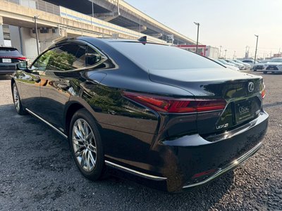صورة مصغرة 27 لـ 2021 Lexus LS