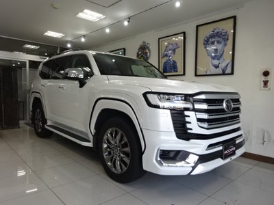 TOYOTA LAND CRUISER 300 - 4