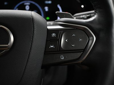 صورة مصغرة 31 لـ 2021 Lexus NX