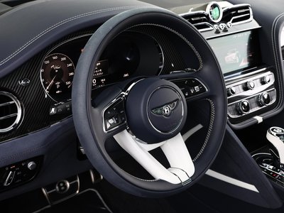 BENTLEY BENTAYGA - 4