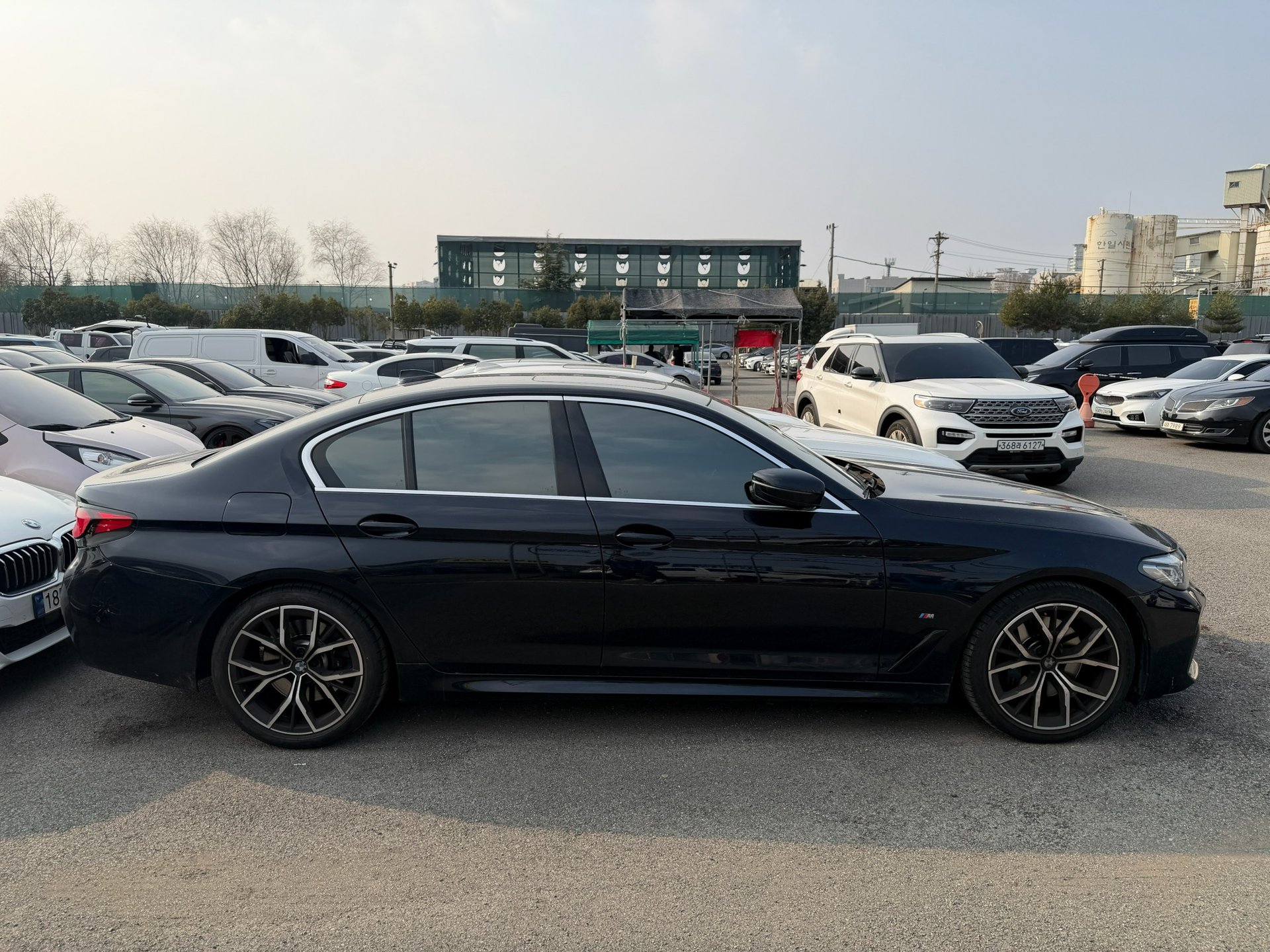 BMW 5 SERIES - View 1