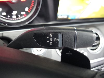 MERCEDES-BENZ E-CLASS - 9